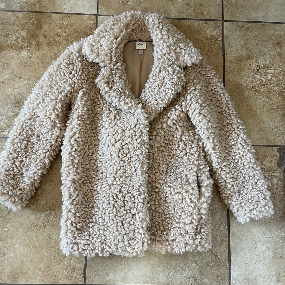 Faux fur beige coat